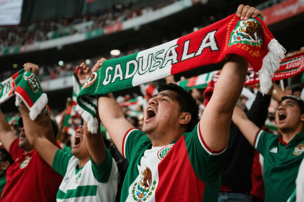 2026世界杯墨西哥助威文化全解析：从玛丽亚奇到看台合唱，读懂每一声“Viva”背后的仪式感